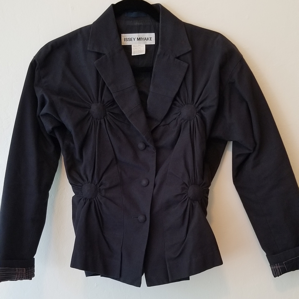 Issey Miyake fitted jacket